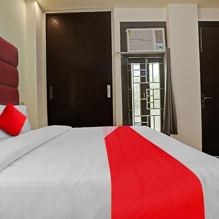 Hotel O Golden Key Inn Punjabi Bagh New Delhi Exterior foto