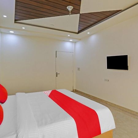 Hotel O Golden Key Inn Punjabi Bagh New Delhi Exterior foto